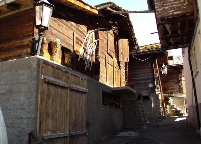 アパート Haus Mondelli By Interhome サース・アルマゲル